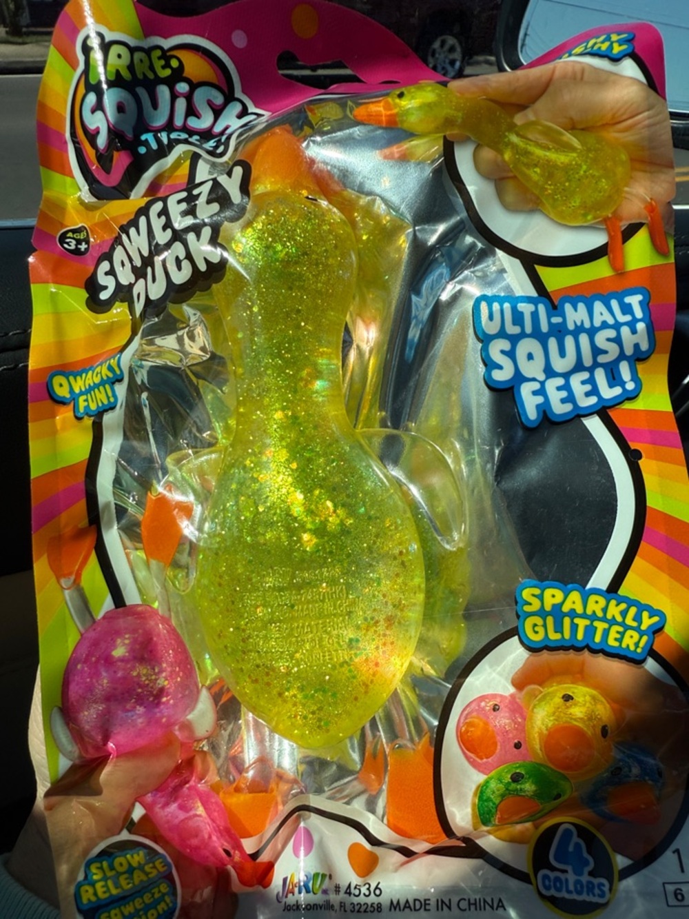 Viral JA-RU Squishy Saweezy Duck Glitter Toy - Yellow
